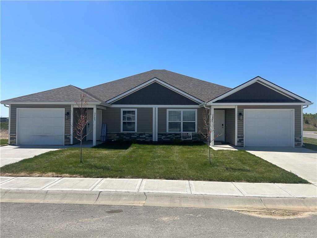 3725-3727 NW 93rd St, Kansas City, MO 64154