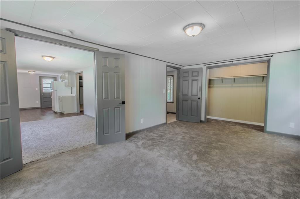 608 Walnut St, Greenwood, MO 64034