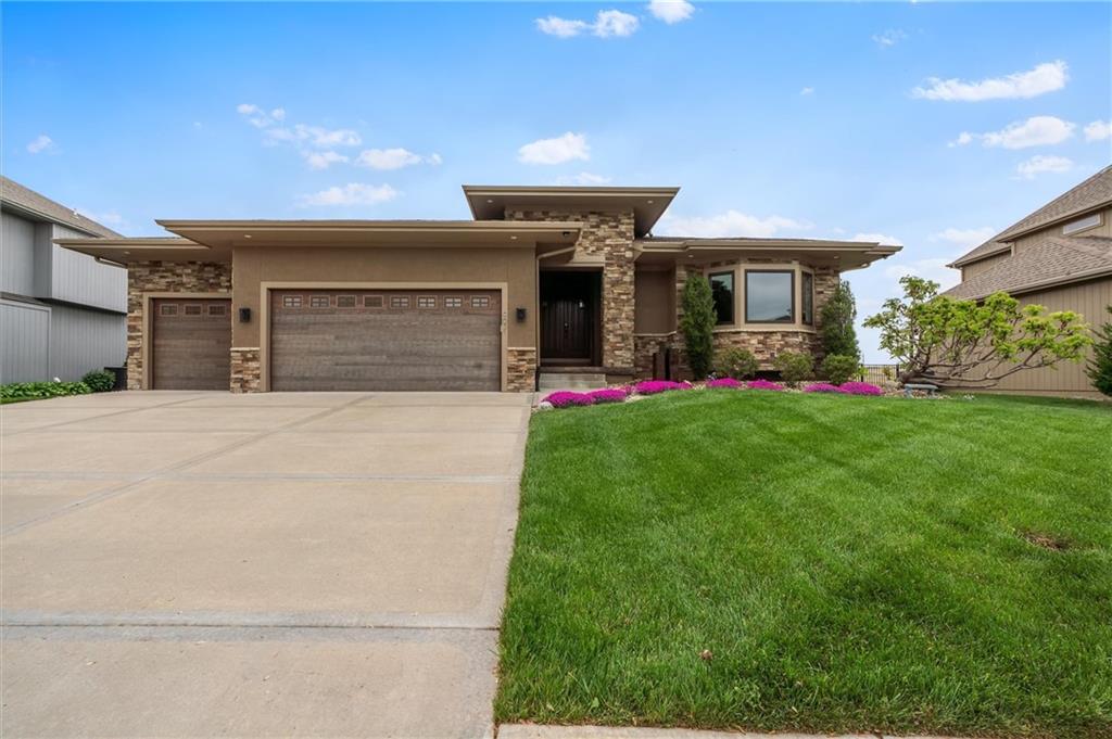 9031 N Seymour Ave, Kansas City, MO 64153