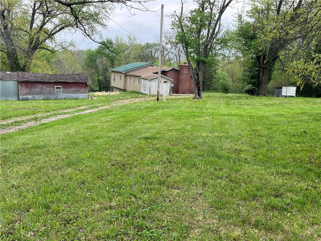 304 - 308 E Railroad Ave, Stewartsville, MO 64490