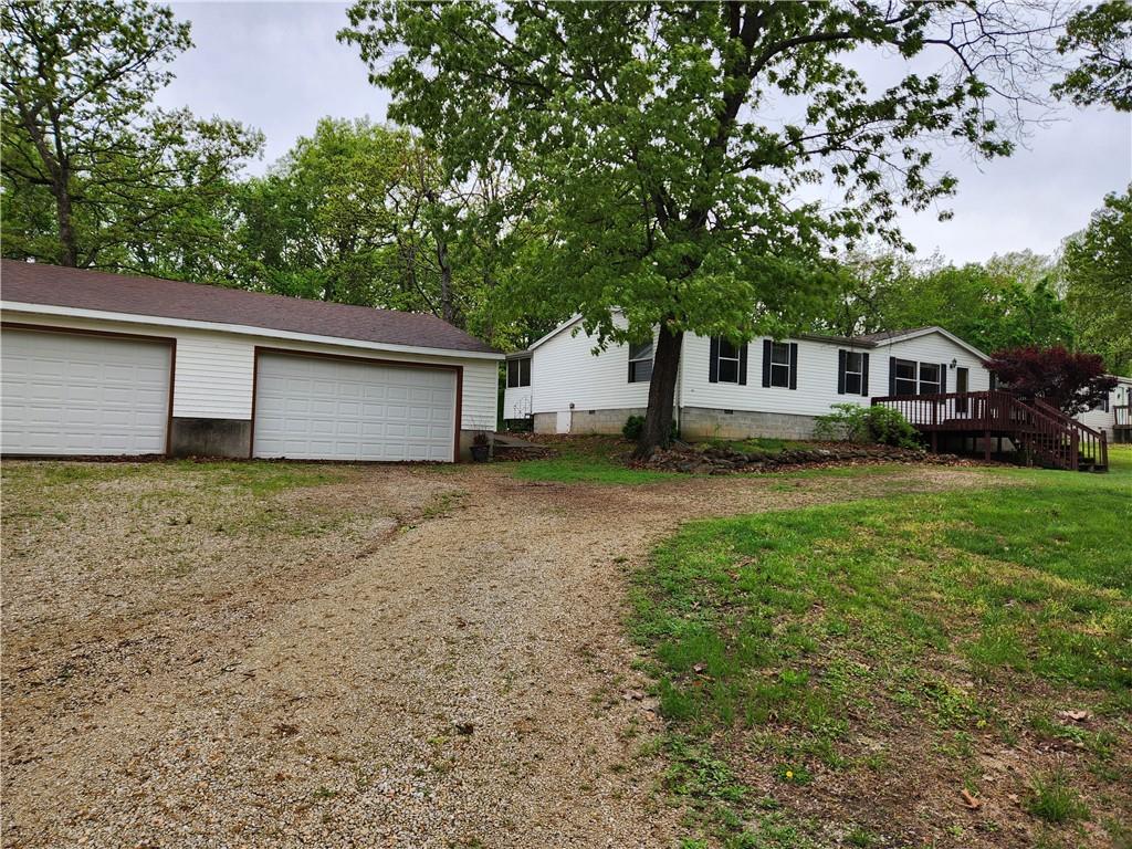 22756 Gavitt Ln, Wheatland, MO 65779