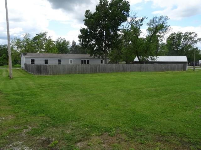 12694 SW Main St, Hume, MO 64752