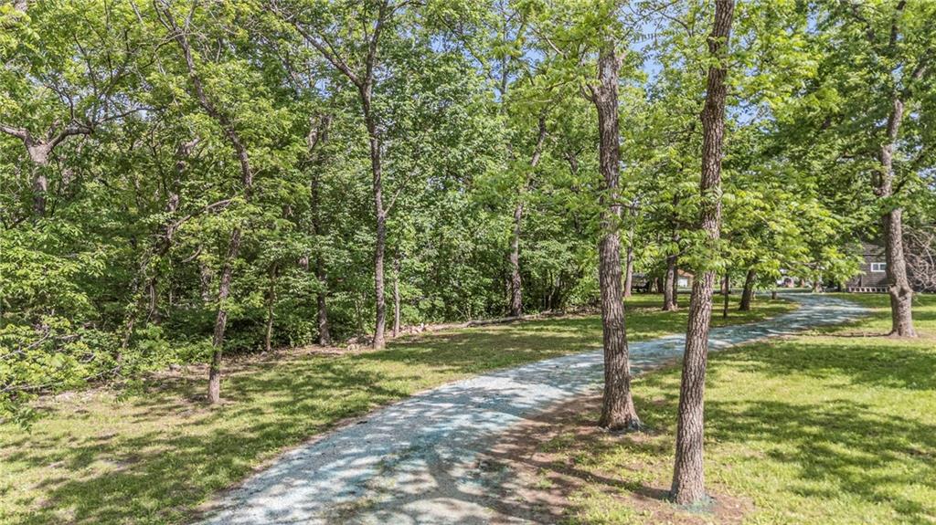 34 Agnes Ln, Lacygne, KS 66040