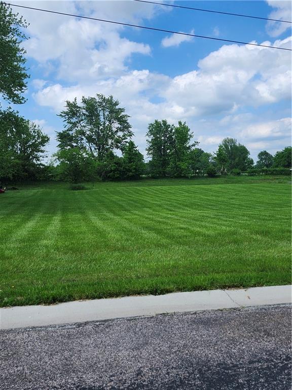 3000 Twin Pines Dr, Harrisonville, MO 64701