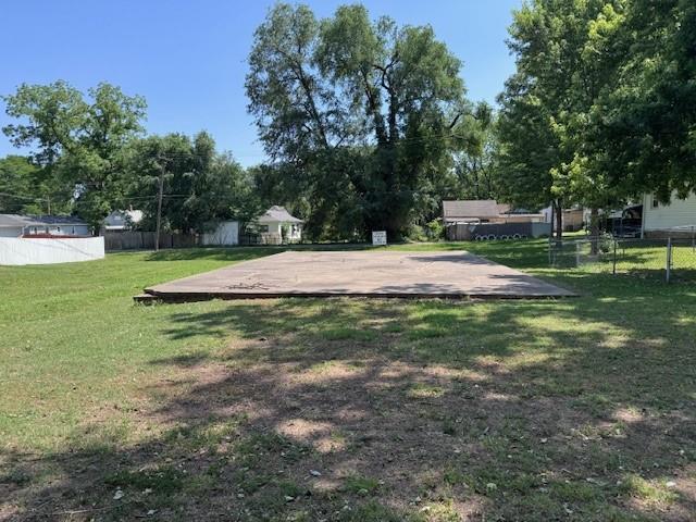 219 Pottawatomie St, Leavenworth, KS 66048