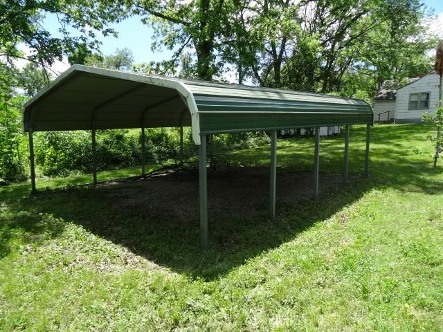 309-311 N Lyon St, Butler, MO 64730