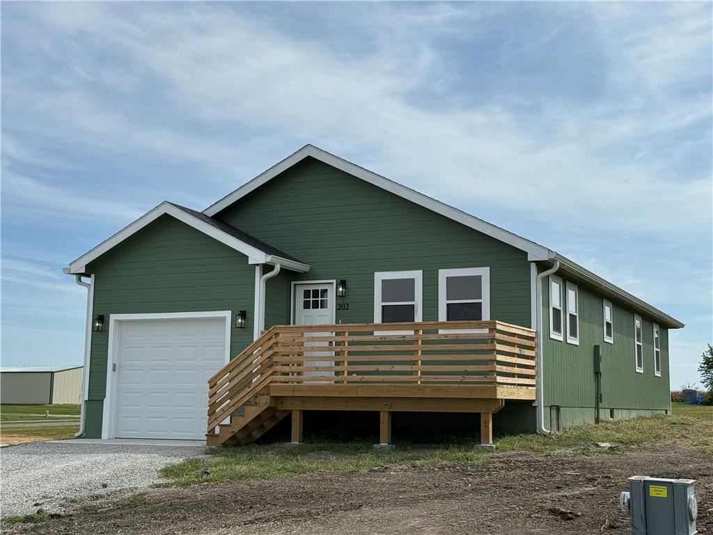 202 Central Ave, Pattonsburg, MO 64670