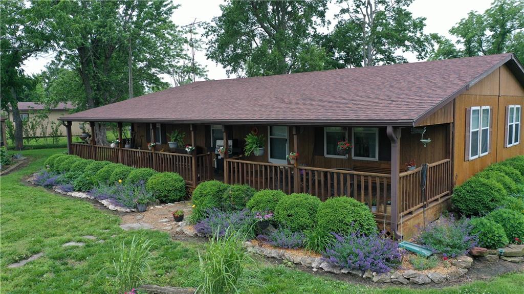 4691 New Hampshire Rd, Bronson, KS 66716
