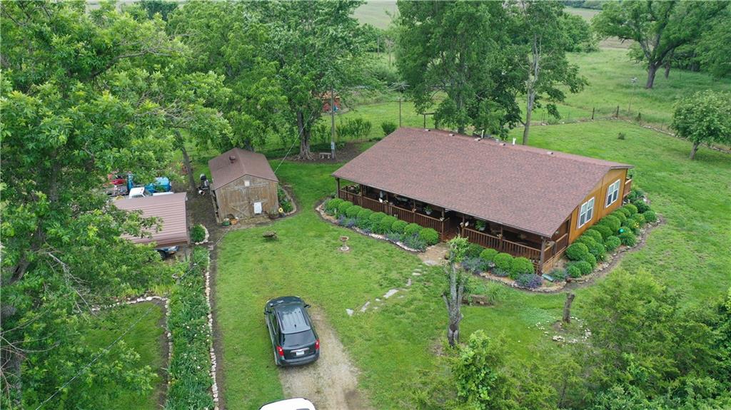 4691 New Hampshire Rd, Bronson, KS 66716