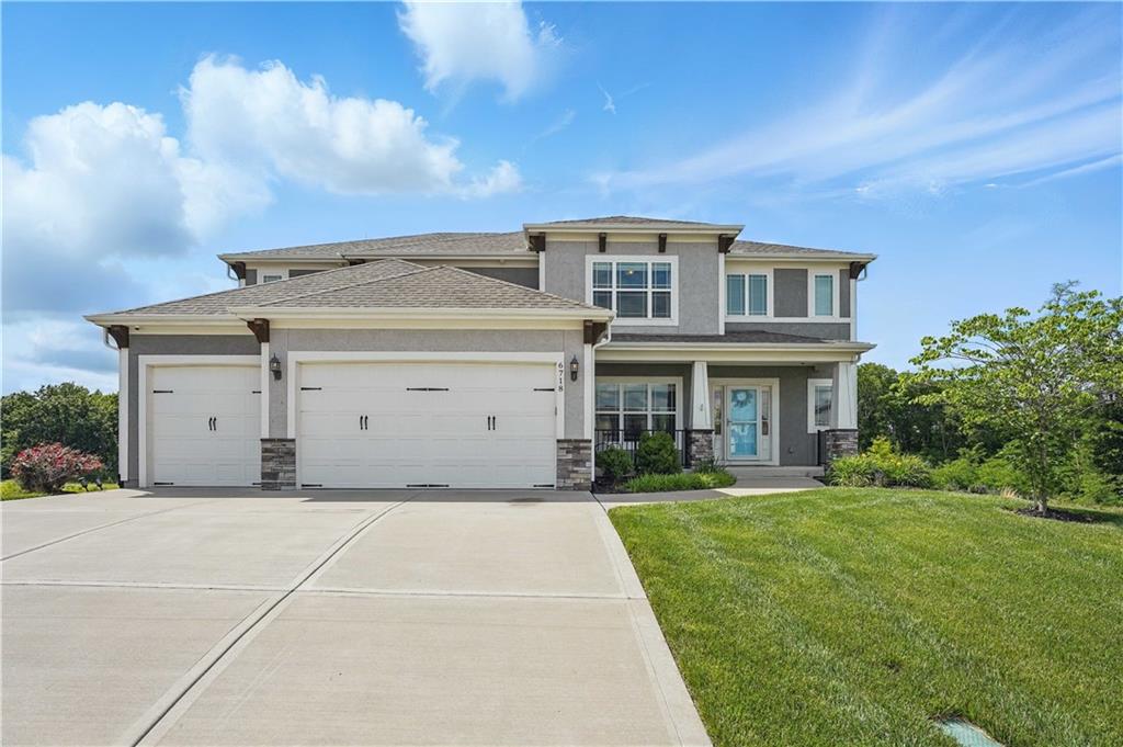 6718 NW 105th St, Kansas City, MO 64154
