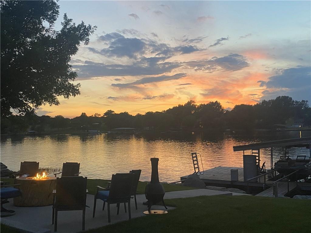 566 Lake Viking Ter, Gallatin, MO 64640