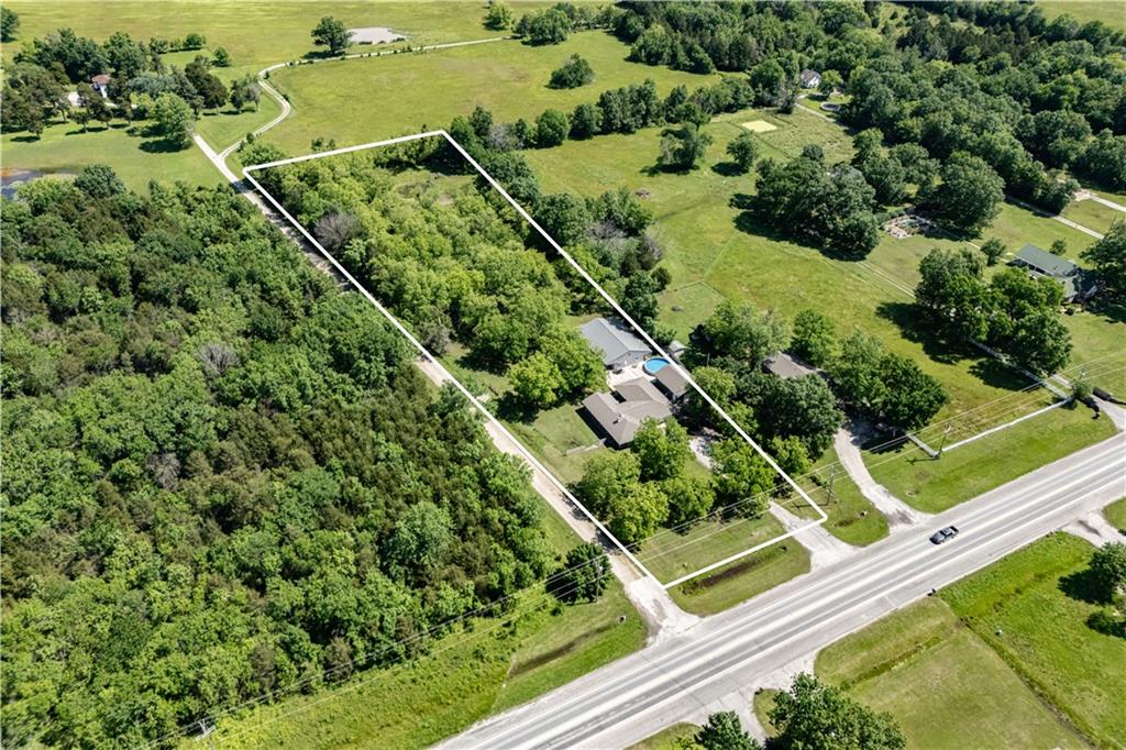 3931 Main St, Parsons, KS 67357