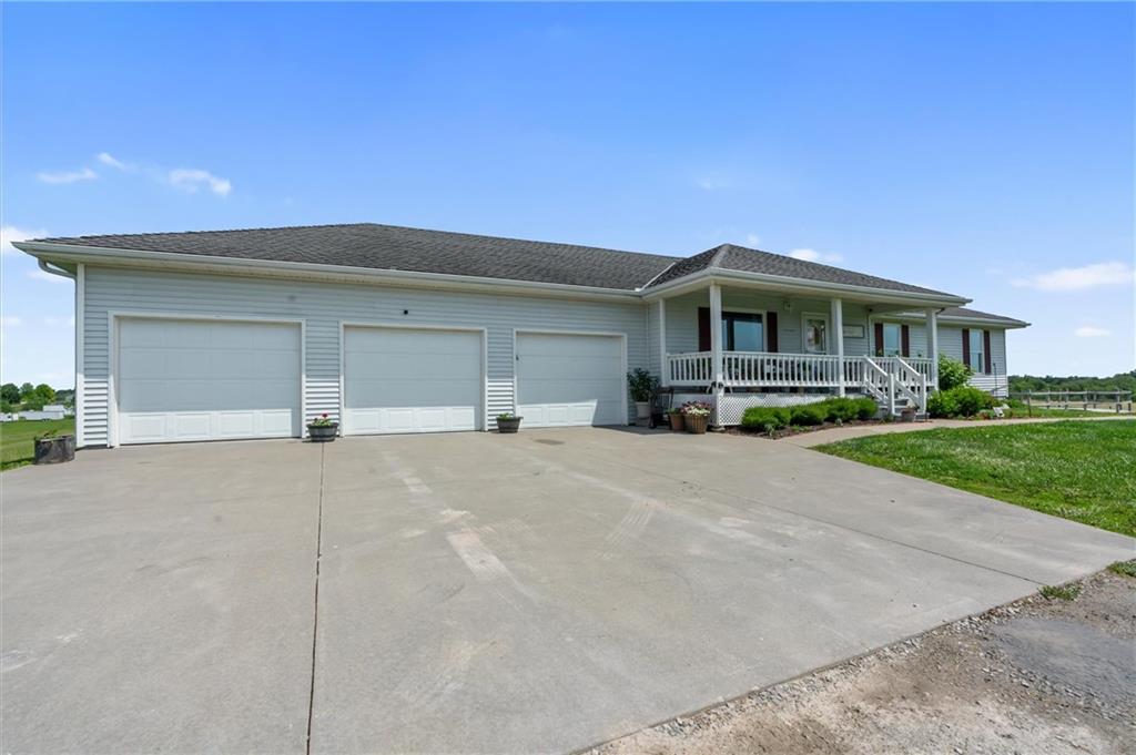 12257 NW Bower Rd, Stewartsville, MO 64490