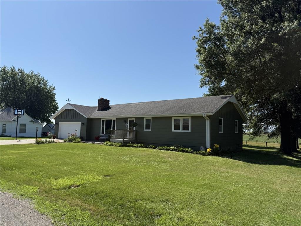 605 Queen St, King City, MO 64463