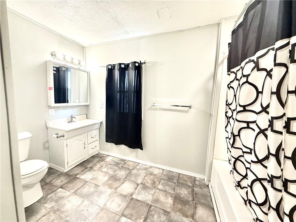 315 W Thompson St, Maryville, MO 64468