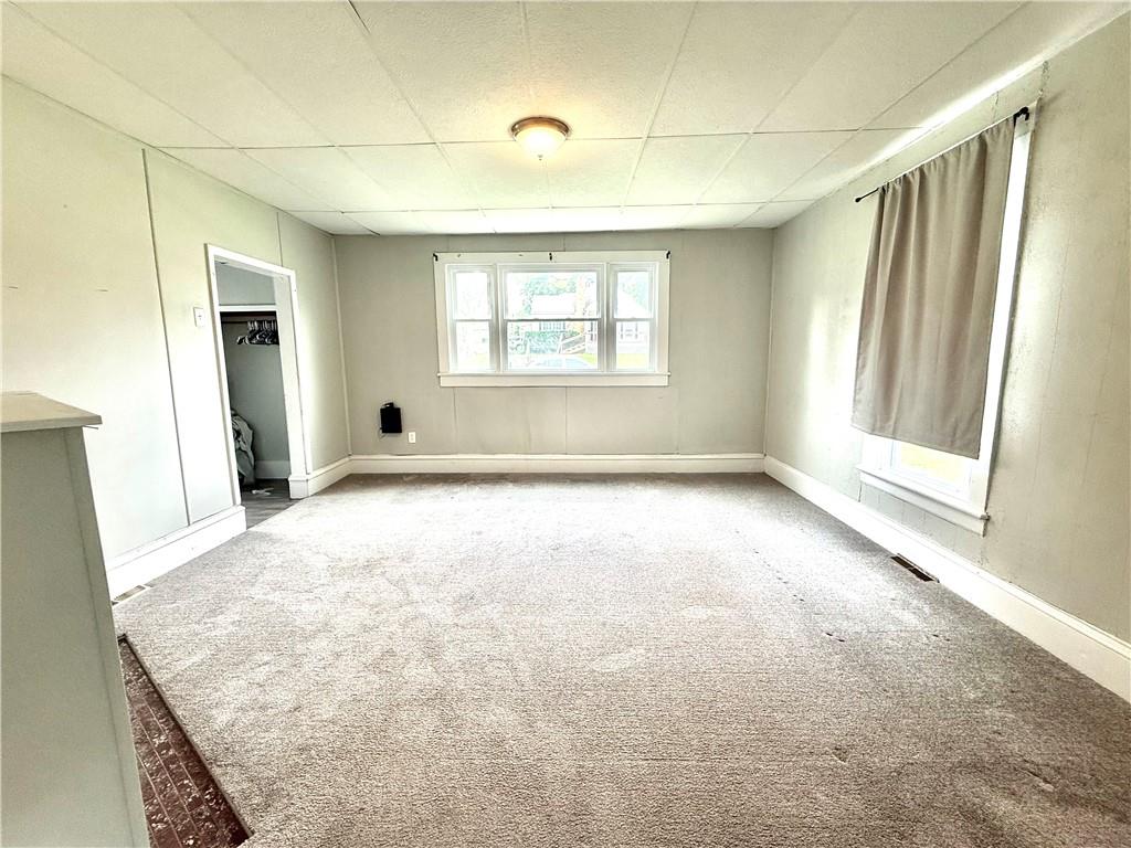 315 W Thompson St, Maryville, MO 64468