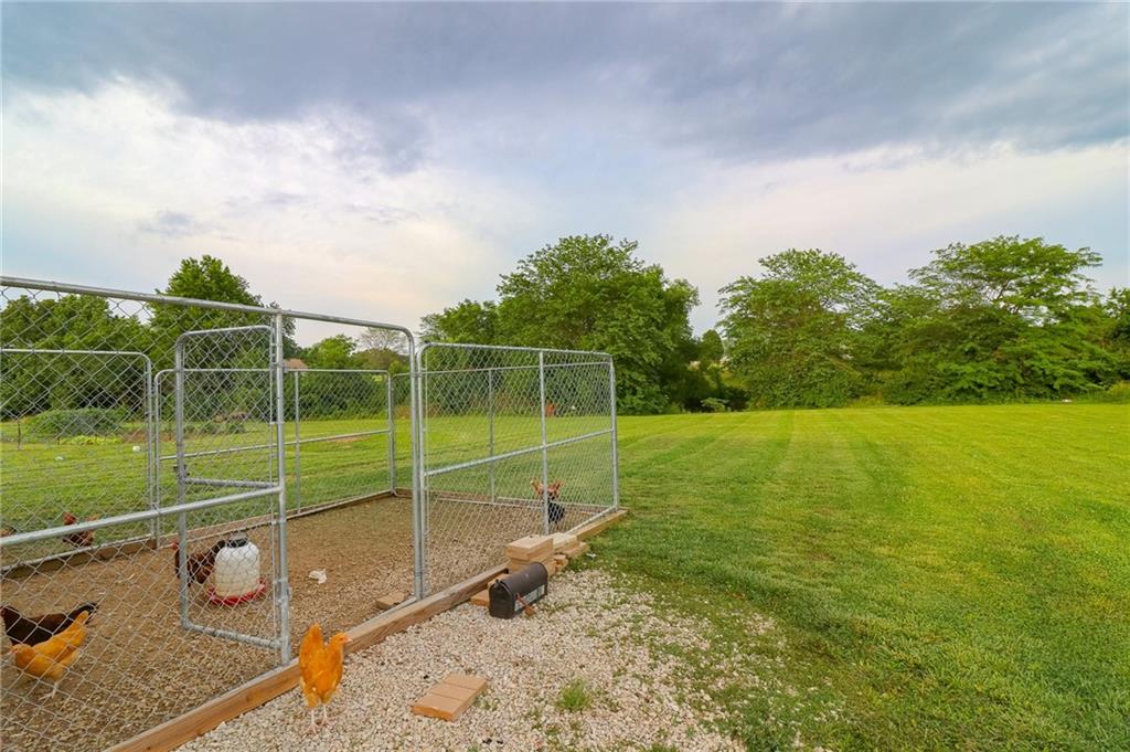 7 SW 301st Rd, Centerview, MO 64019
