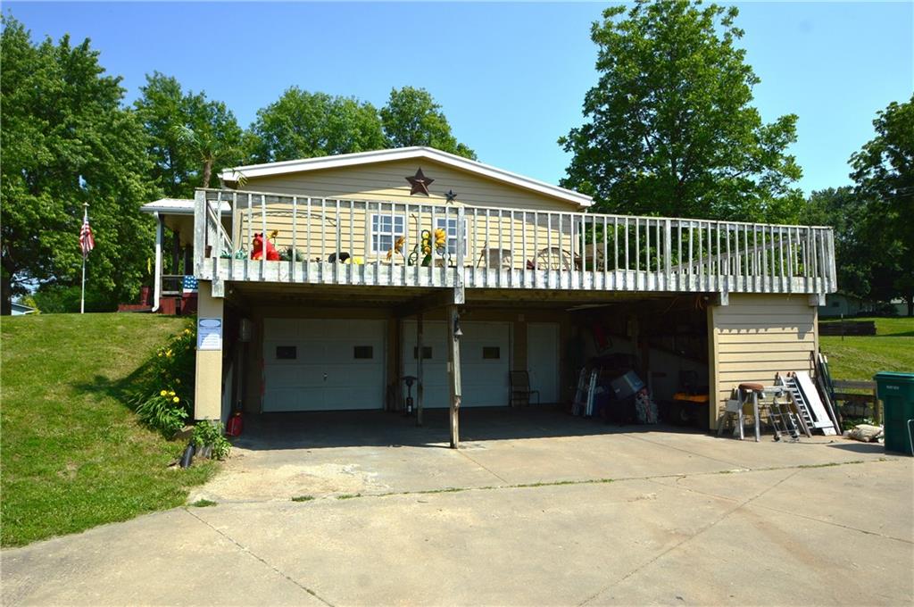 1900 Fisher St, Valley Falls, KS 66088