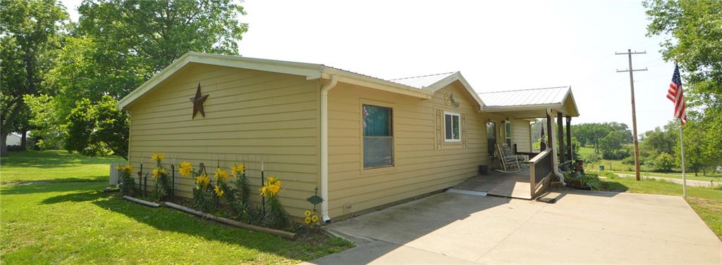 1900 Fisher St, Valley Falls, KS 66088