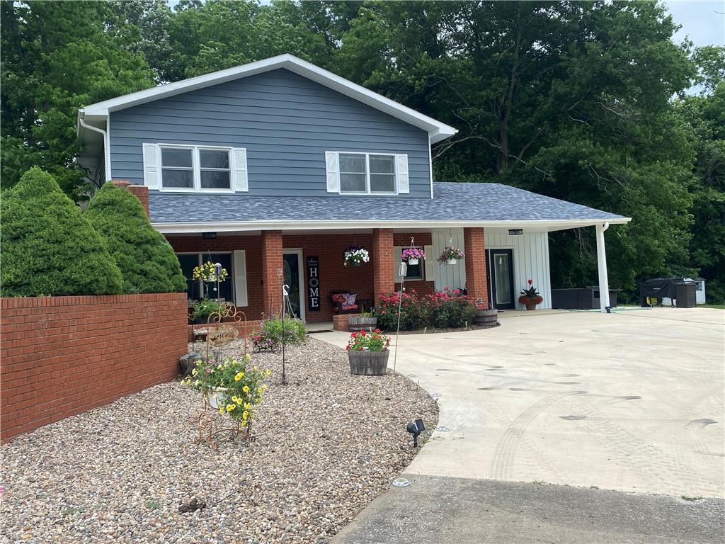 459 SE Pp Hw, Leeton, MO 64761