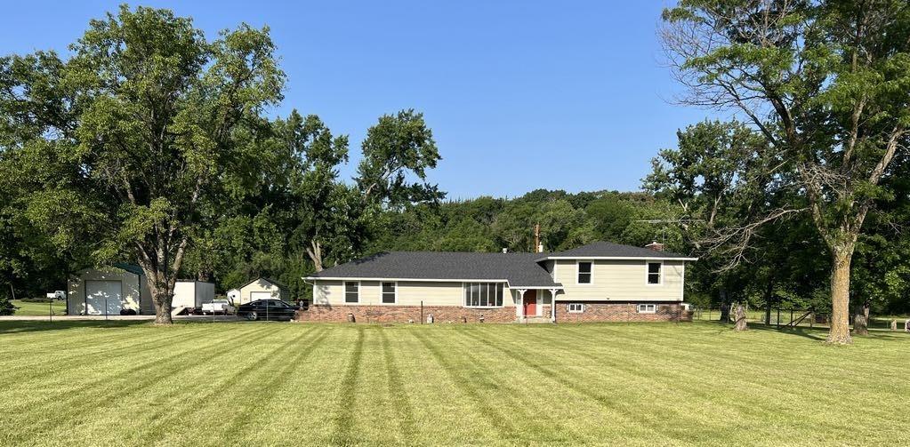 13897 K92 Hw, Oskaloosa, KS 66066