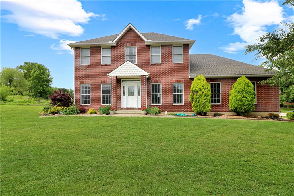 1503 Nottingham Dr, Warrensburg, MO 64093