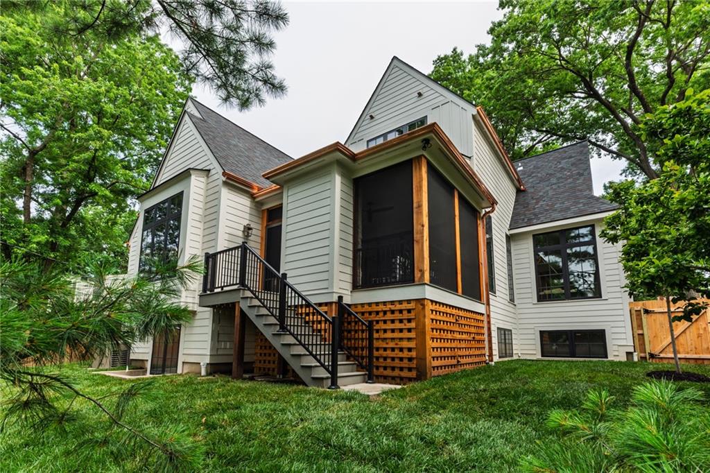 4513 W 69th Ter, Prairie Village, KS 66208