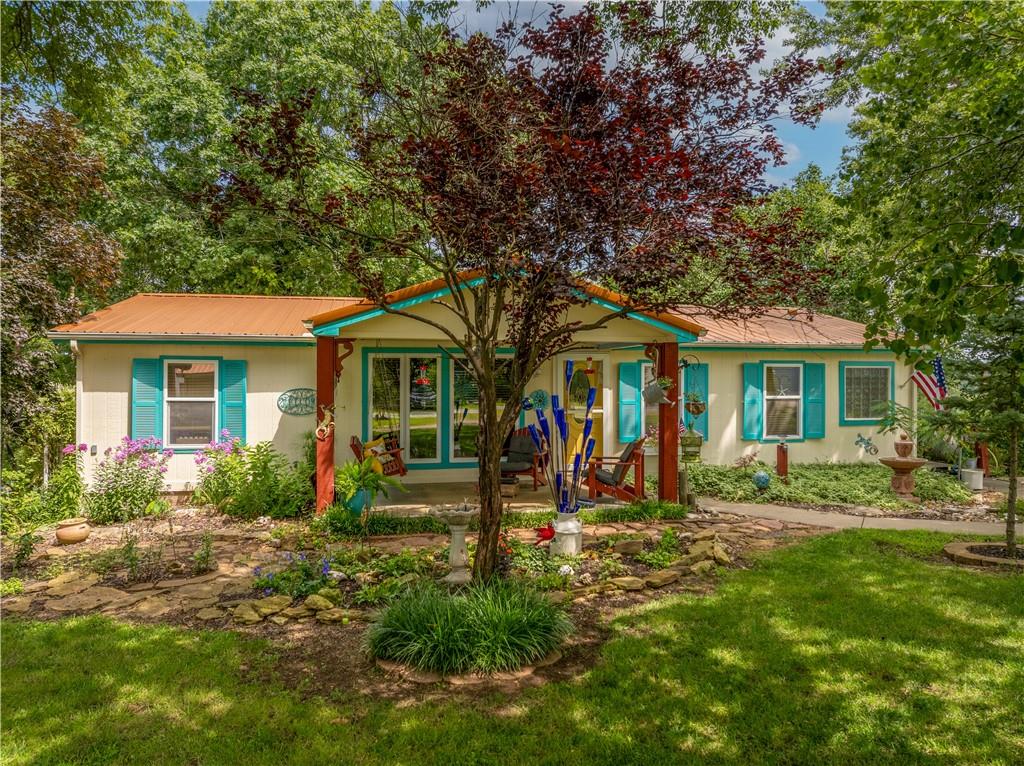 22189 Eden Cir, Warsaw, MO 65355