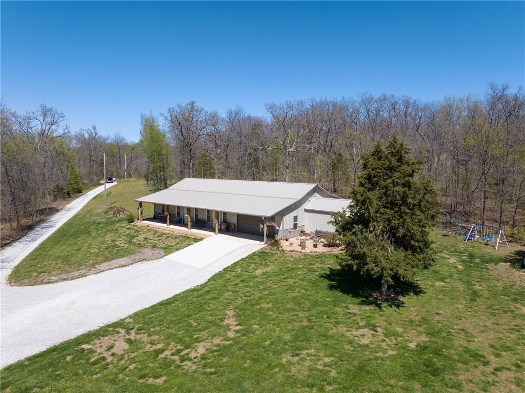 602 SE 400th Rd, Clinton, MO 64735