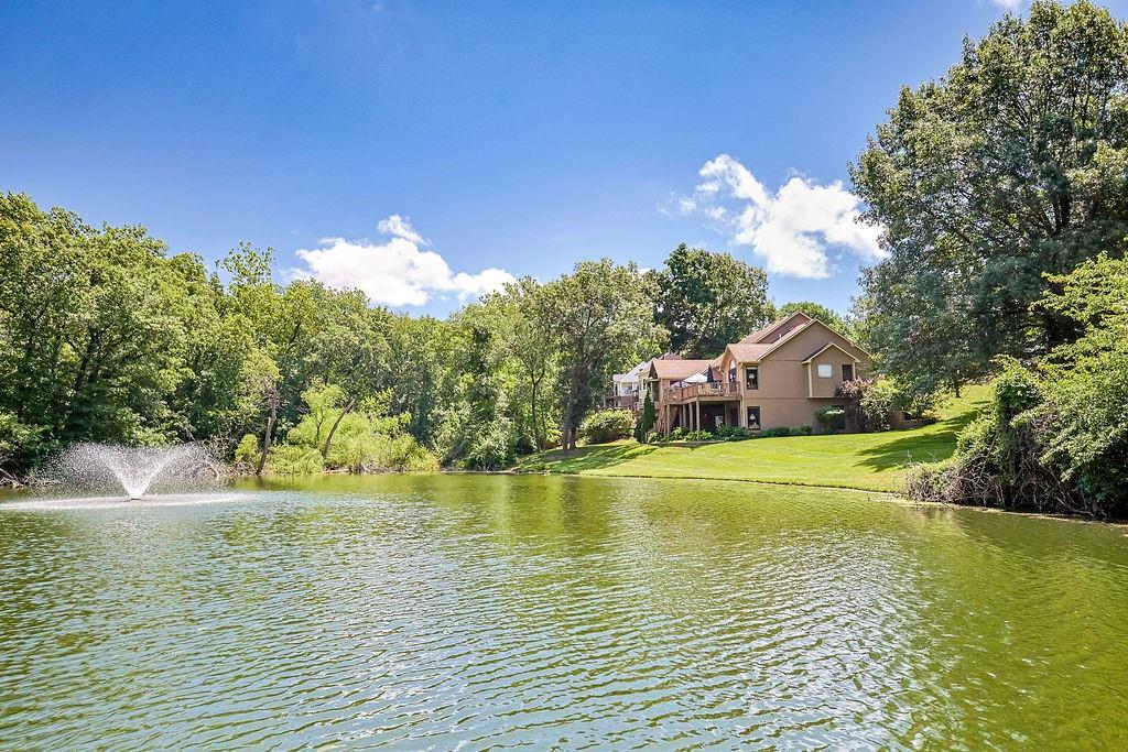 3309 Westwood Dr, St Joseph, MO 64505