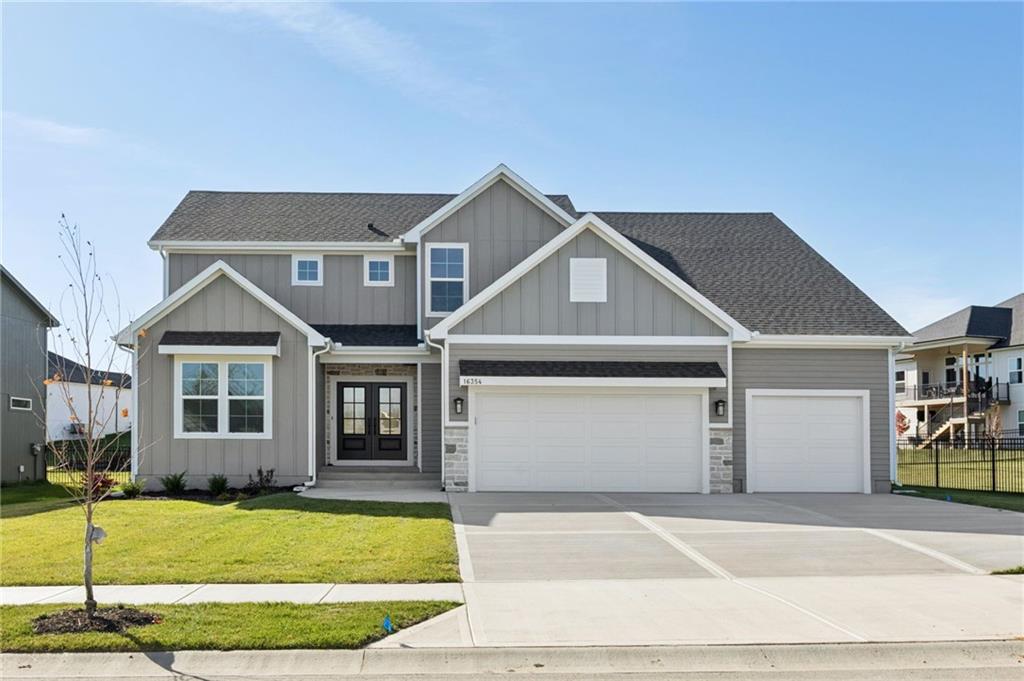 16354 Spring Valley St, Gardner, KS 66030
