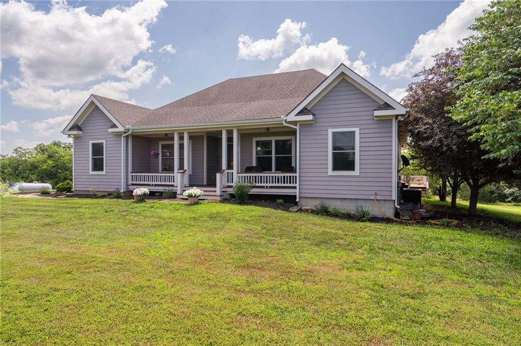 3386 Linn Rd, Perry, KS 66073