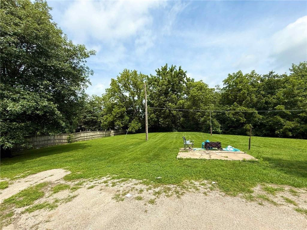 415 W 9th St, Maryville, MO 64468