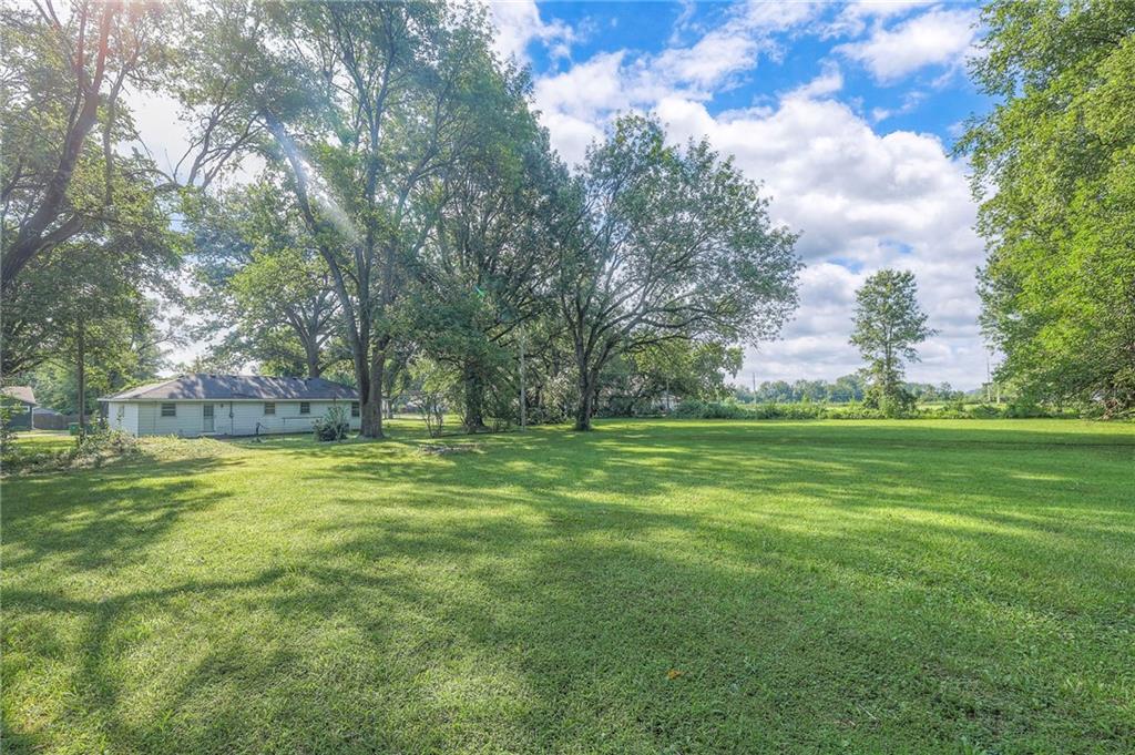 306 S Iowa St, Archie, MO 64725