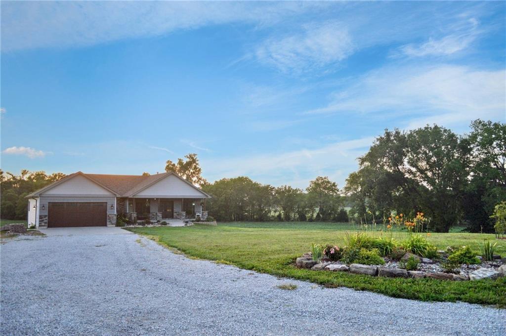 5022 Landsburg Rd, Odessa, MO 64076