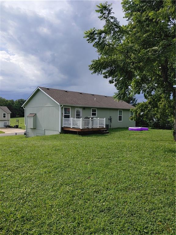 411 Turkey Run Cir, Oskaloosa, KS 66066