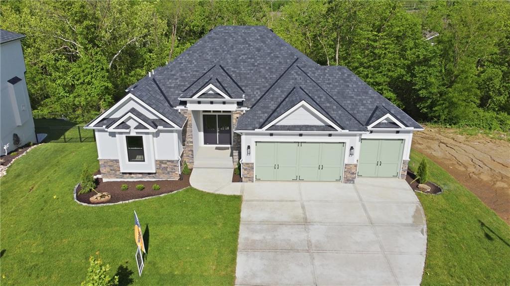 8841 N Kentucky Ave, Kansas City, MO 64157