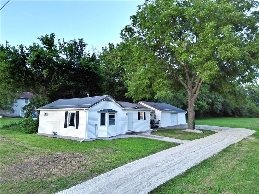 403 W Hw, Smithton, MO 65350