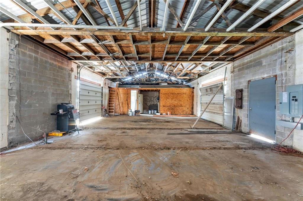 1700 NE Seward Ave, Topeka, KS 66616