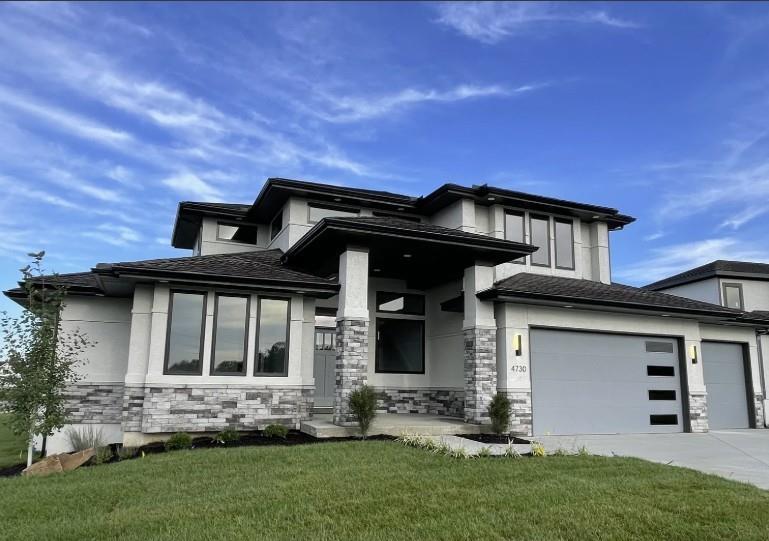4402 Tee Box Dr, Basehor, KS 66007