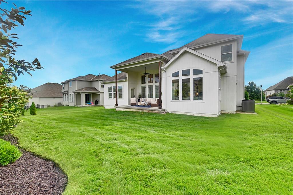 18324 Monrovia St, Bucyrus, KS 66013