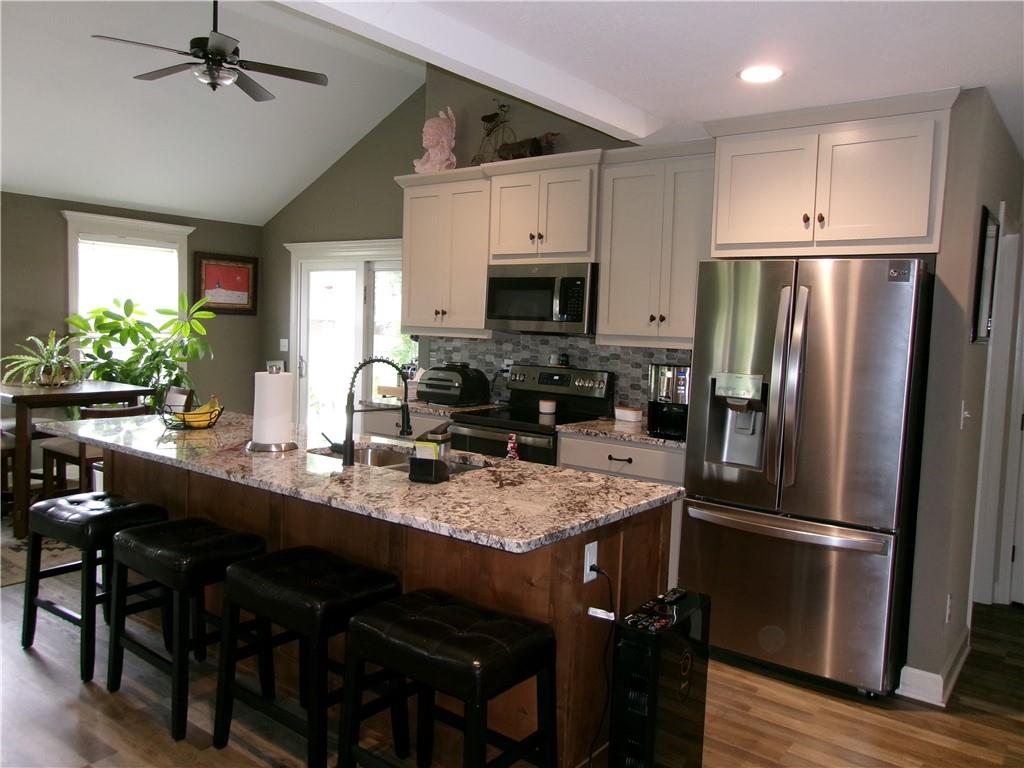 307 W Pacific St, Kingsville, MO 64061
