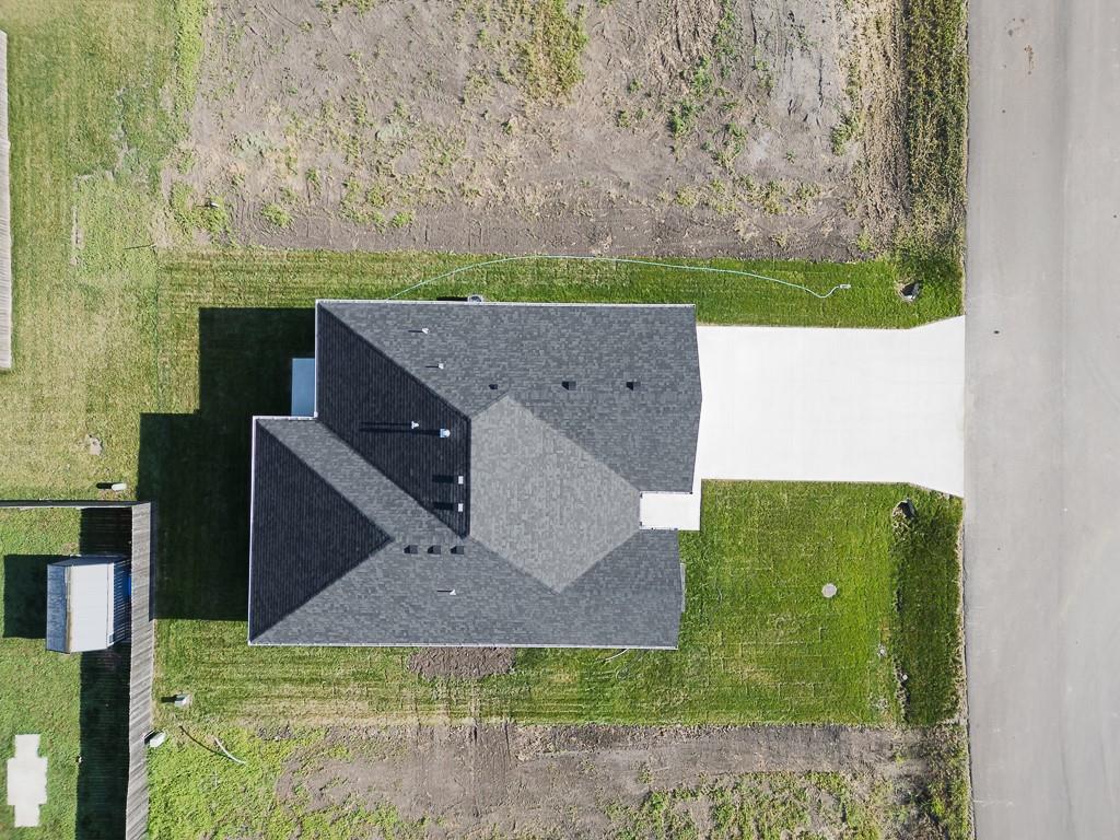 106 Hickory St, Perry, KS 66073