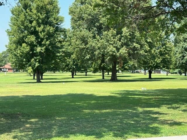 29383 Palmer Dr, Paola, KS 66071