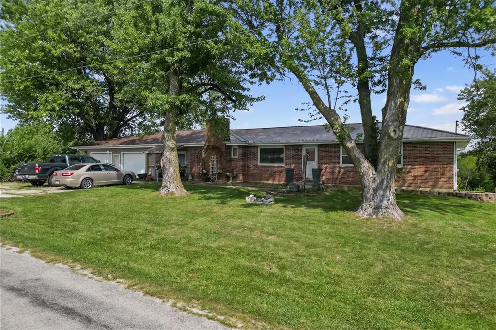33608 W 160th St, Rayville, MO 64084