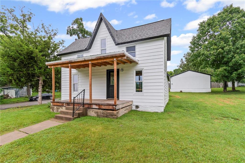 206 Frank St, Edgerton, MO 64444