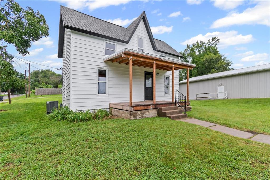 206 Frank St, Edgerton, MO 64444