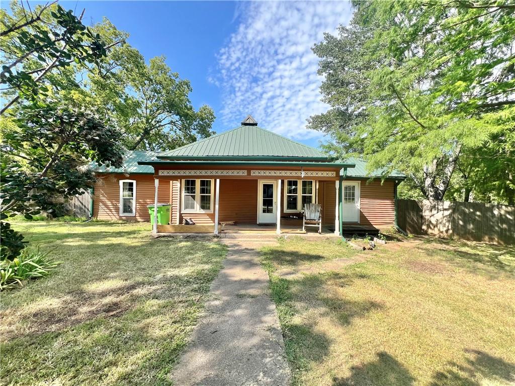 415 Elm St, Fall River, KS 67047