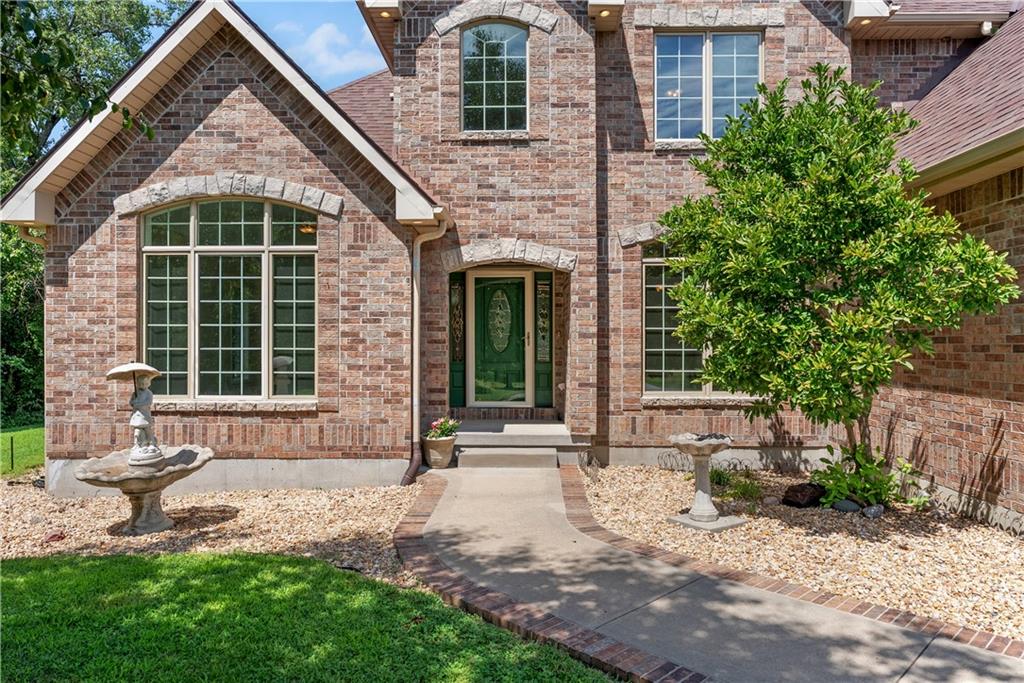 17708 E 199th St, Pleasant Hill, MO 64080