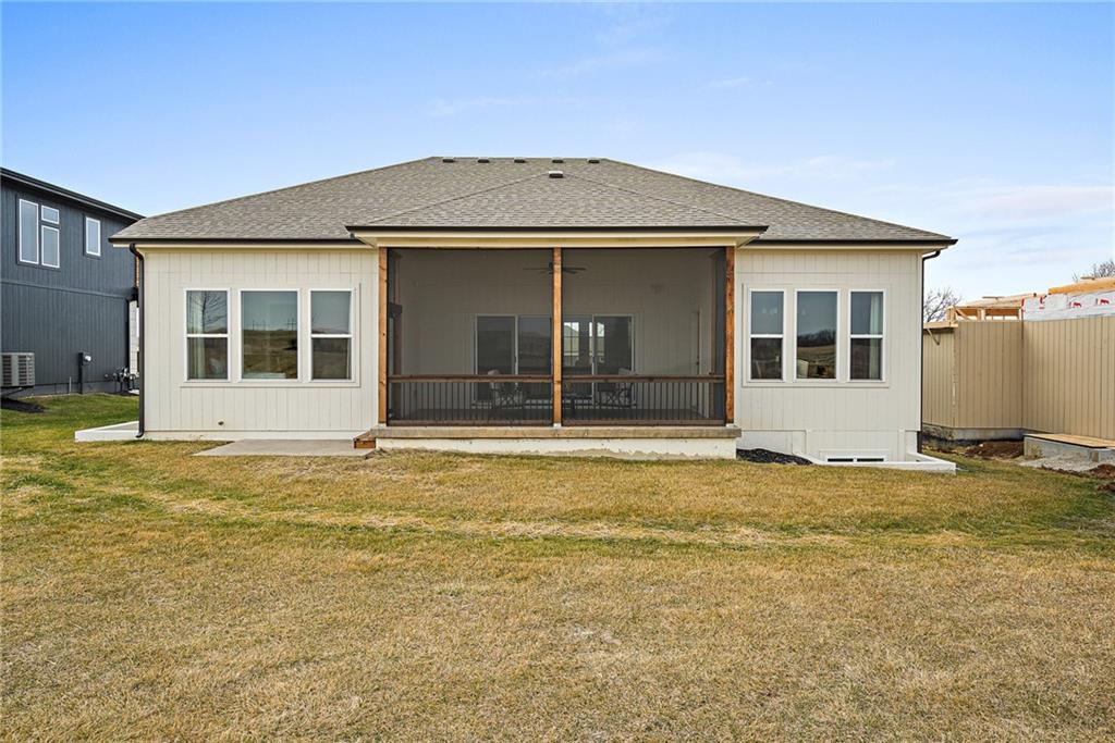 25012 W 89th St, Lenexa, KS 66227